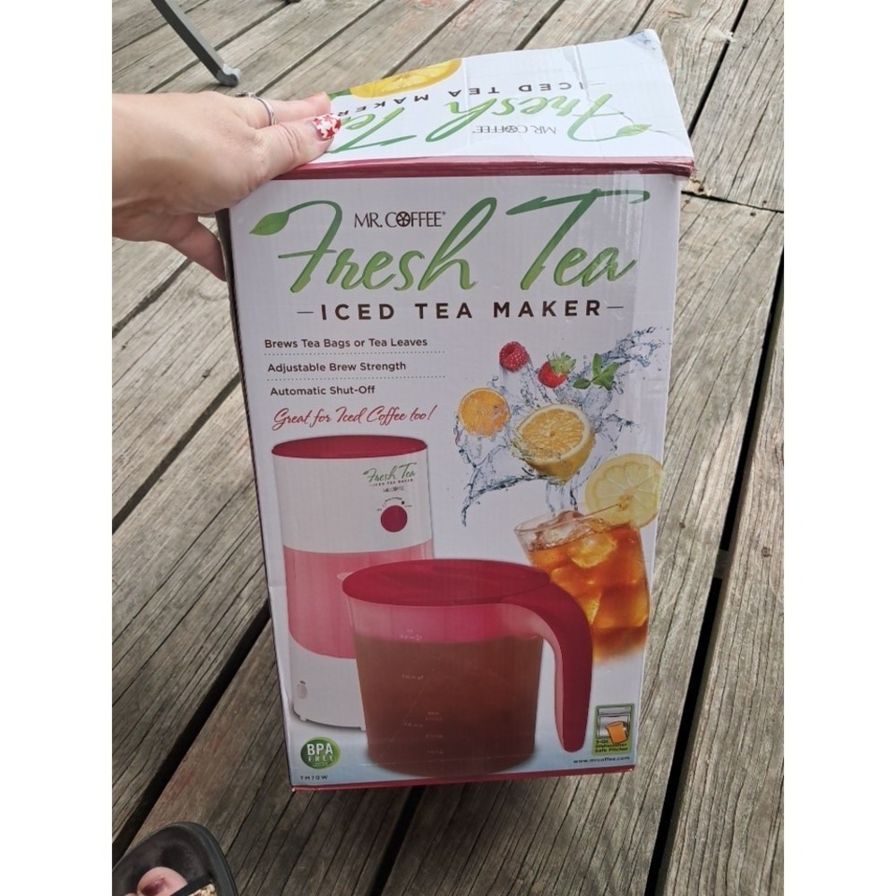 Mr. Coffee Iced Tea Maker 3 Quart Red Model TM75RS Brew Tea Bags or Tea Leaves C